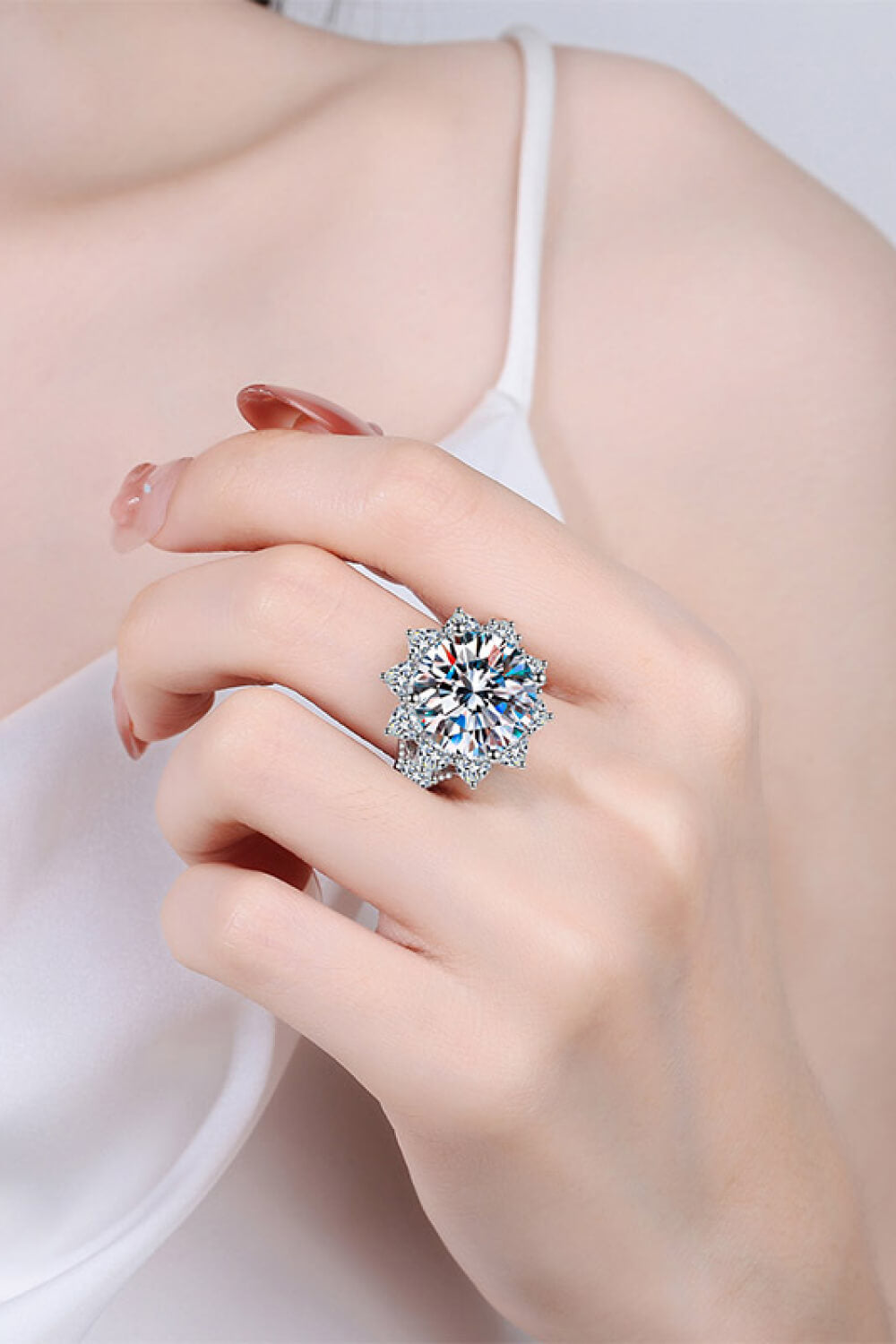 10 Ct Moissanite Flower-Shaped Ring - - Claude Jewelry Moissanite - Shop claudejewelry.com