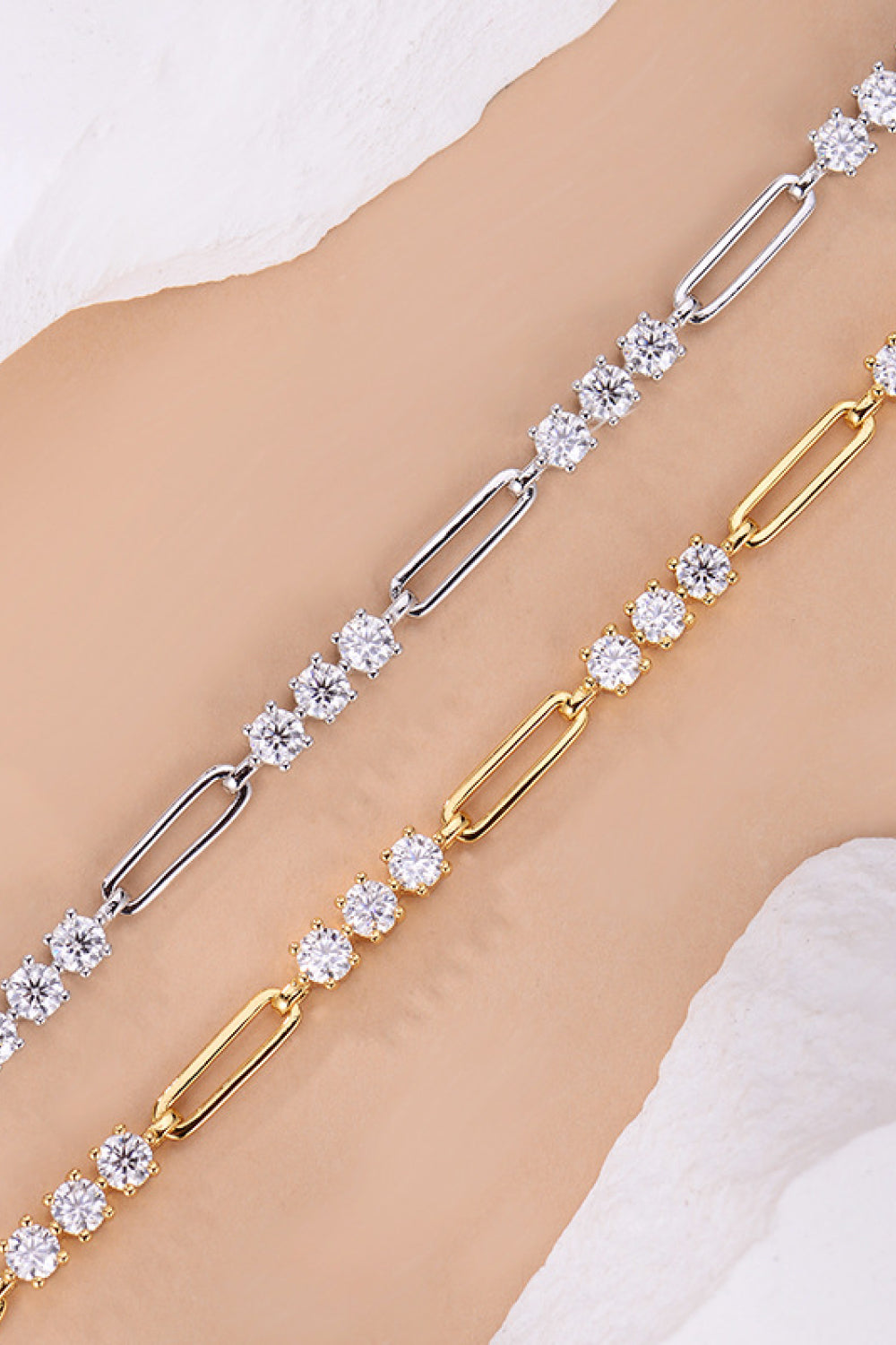 1.8 Ct Moissanite Stone & Chain Bracelet - - Claude Jewelry Moissanite - Shop claudejewelry.com