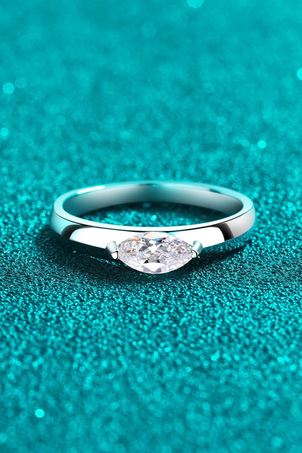 Minimal Moissanite Inlay Rhodium Vermeil Ring - - Claude Jewelry Moissanite - Shop claudejewelry.com