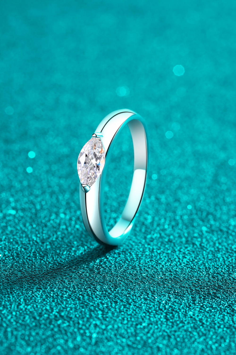 Minimal Moissanite Inlay Rhodium Vermeil Ring - - Claude Jewelry Moissanite - Shop claudejewelry.com