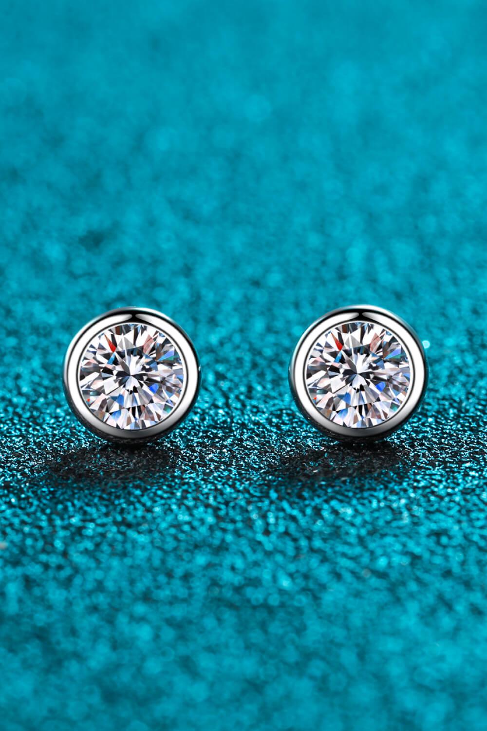 Moissanite Round Bevel Stud Earrings - Rhodium Vermeil- Claude Jewelry Moissanite - Shop claudejewelry.com