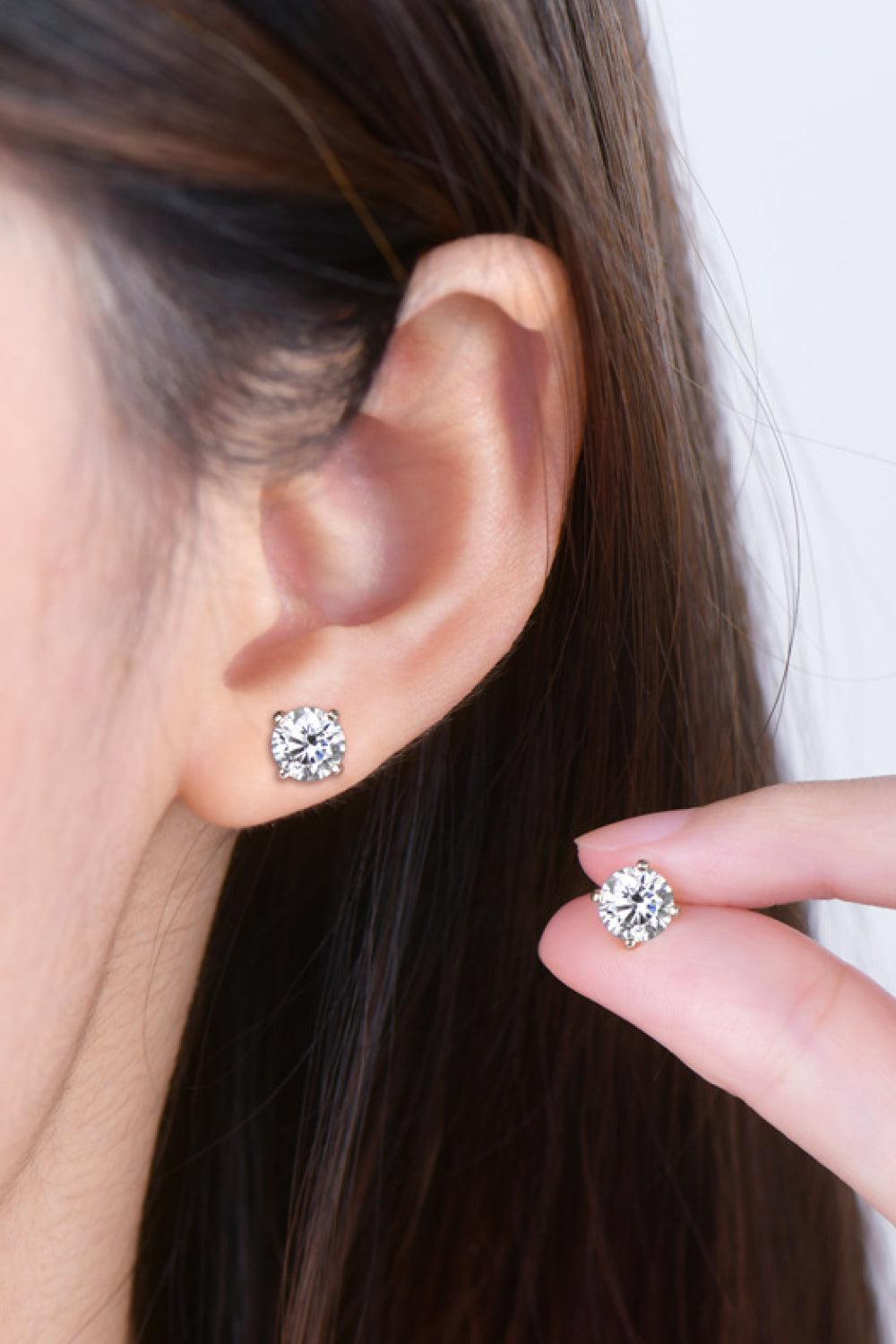 Round Cut 2 Ct Moissanite Stud Earrings - - Claude Jewelry Moissanite - Shop claudejewelry.com